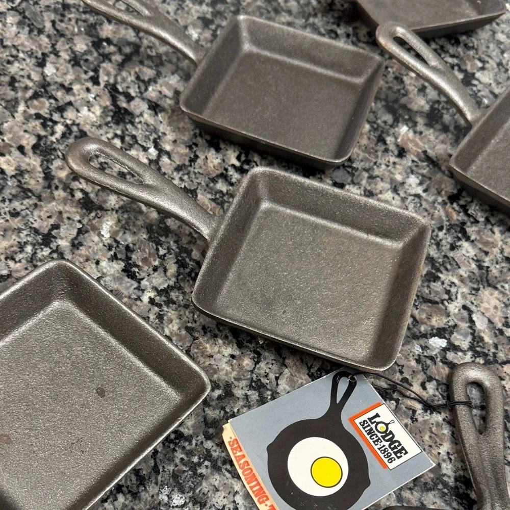 Lodge Square Cast Iron Mini Skillets lot of 6